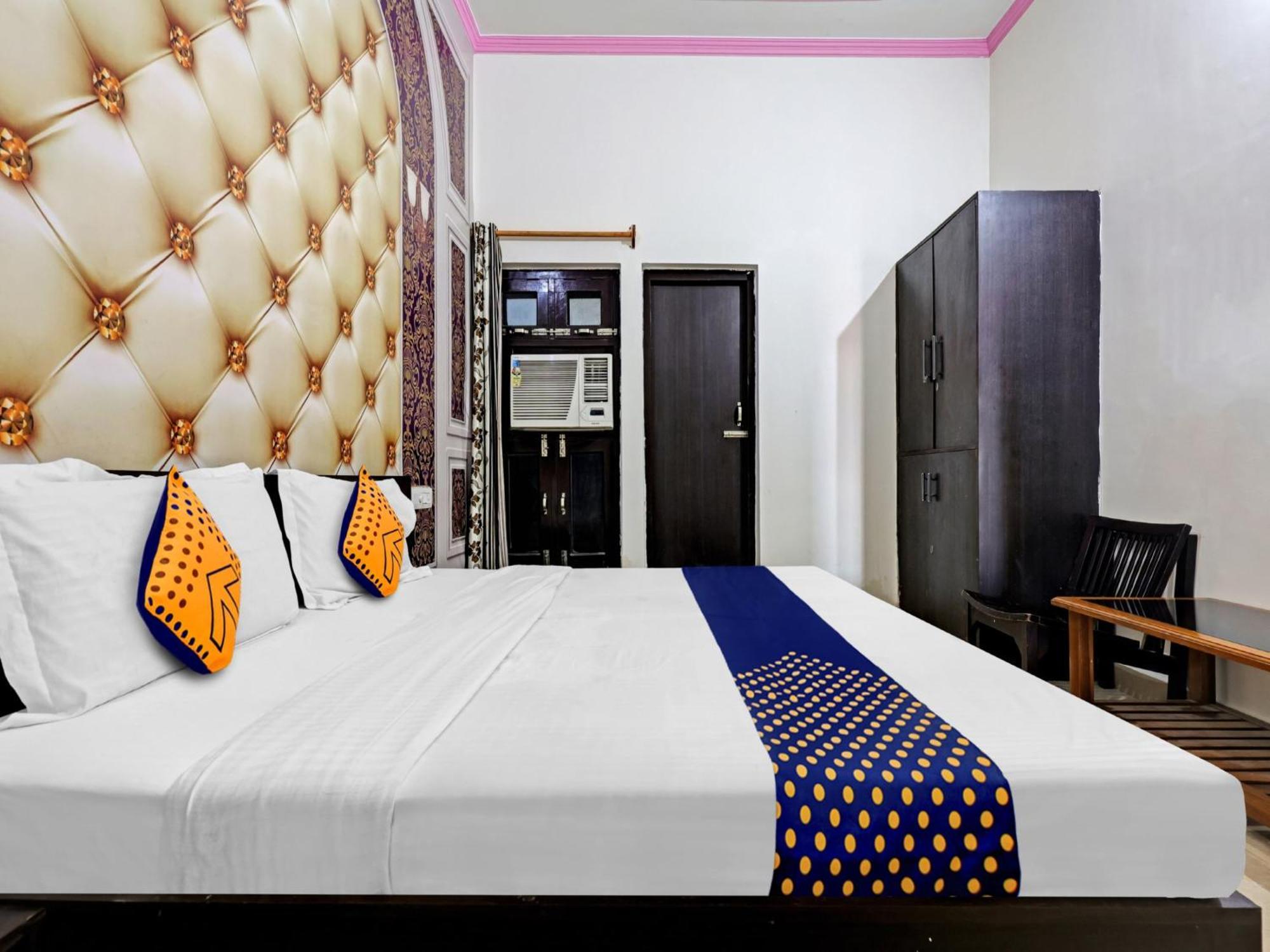 Spot On 81167 Hotel Asdr Rudrapur Екстериор снимка