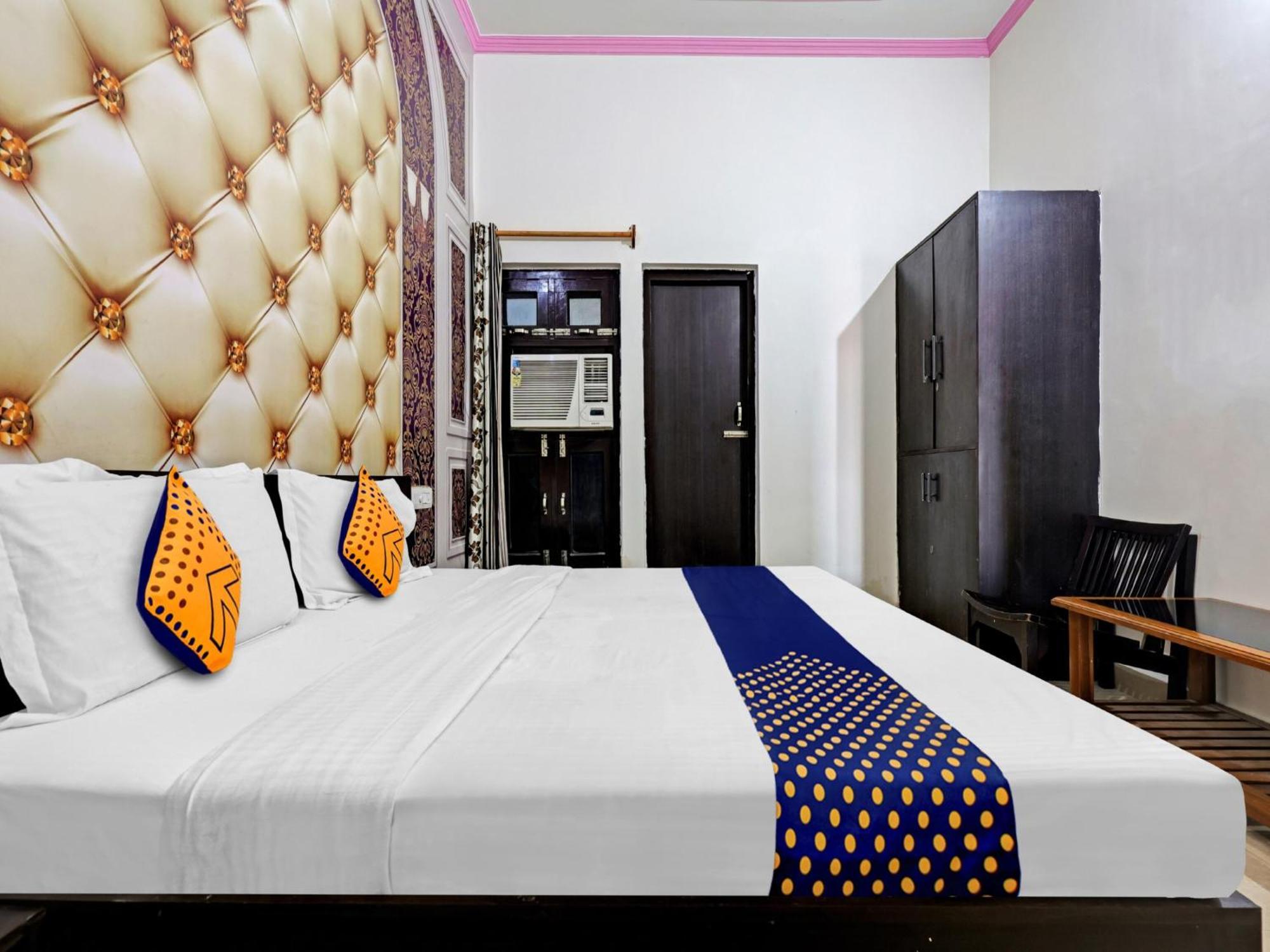Spot On 81167 Hotel Asdr Rudrapur Екстериор снимка