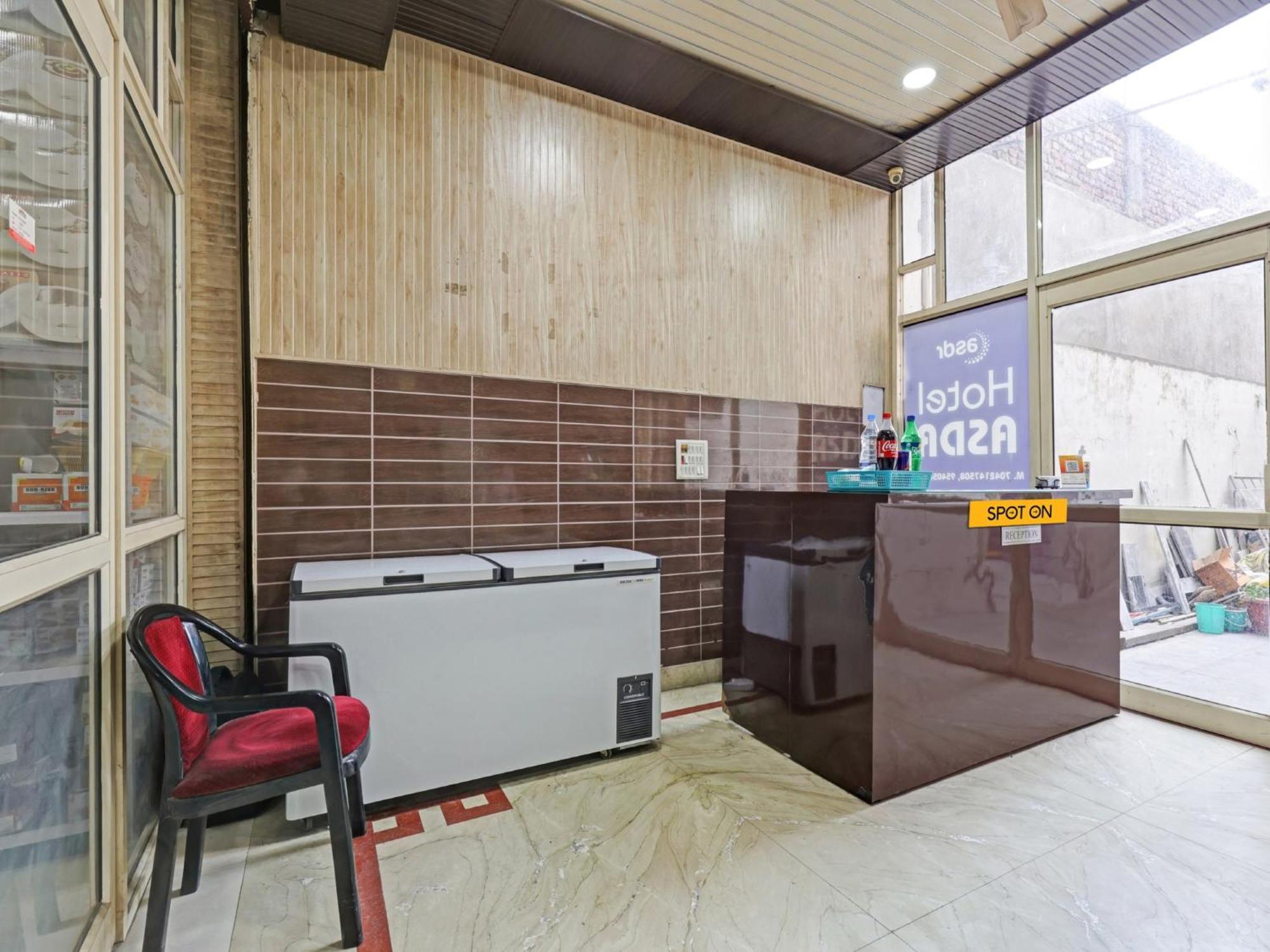 Spot On 81167 Hotel Asdr Rudrapur Екстериор снимка